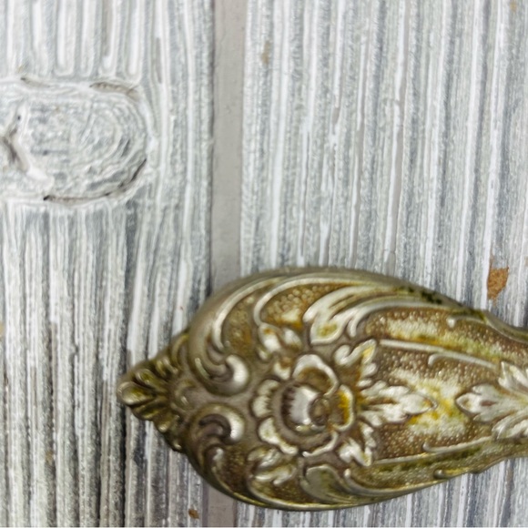 Rare 1950s Matson Vanity Hand Mirror Hair Brush Set rose flower 24k Gold Plated - Picture 5 of 16